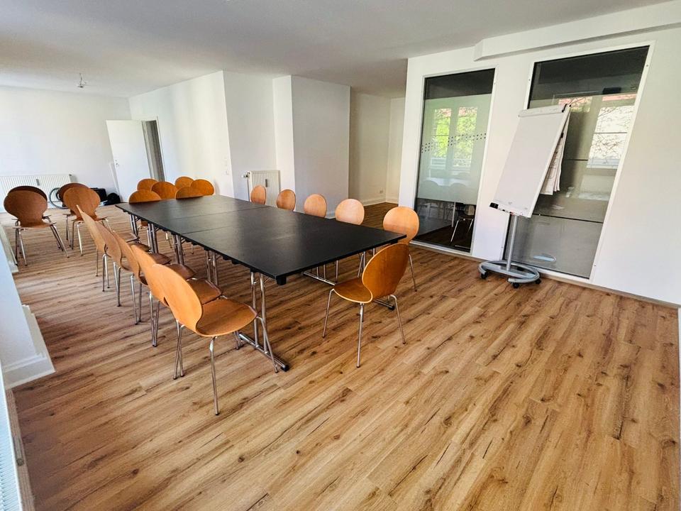 Thumbnail-Moderner Besprechungsraum mit Terrasse zu vermieten
