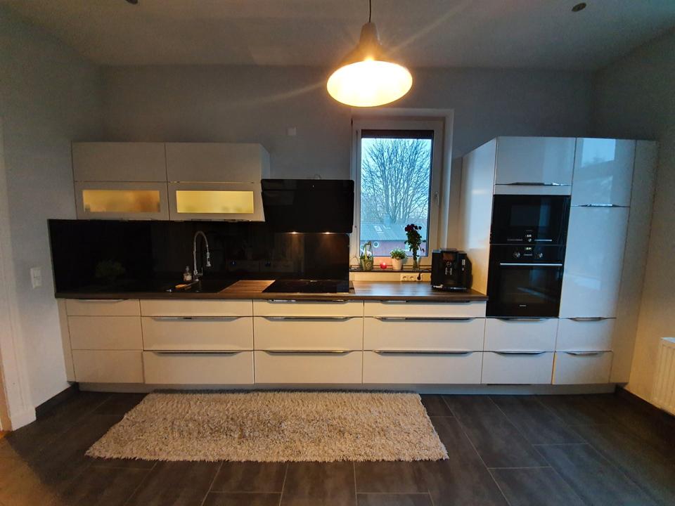 Thumbnail-Charmante Altbauwohnung im 1. OG mit moderner Einbauküche