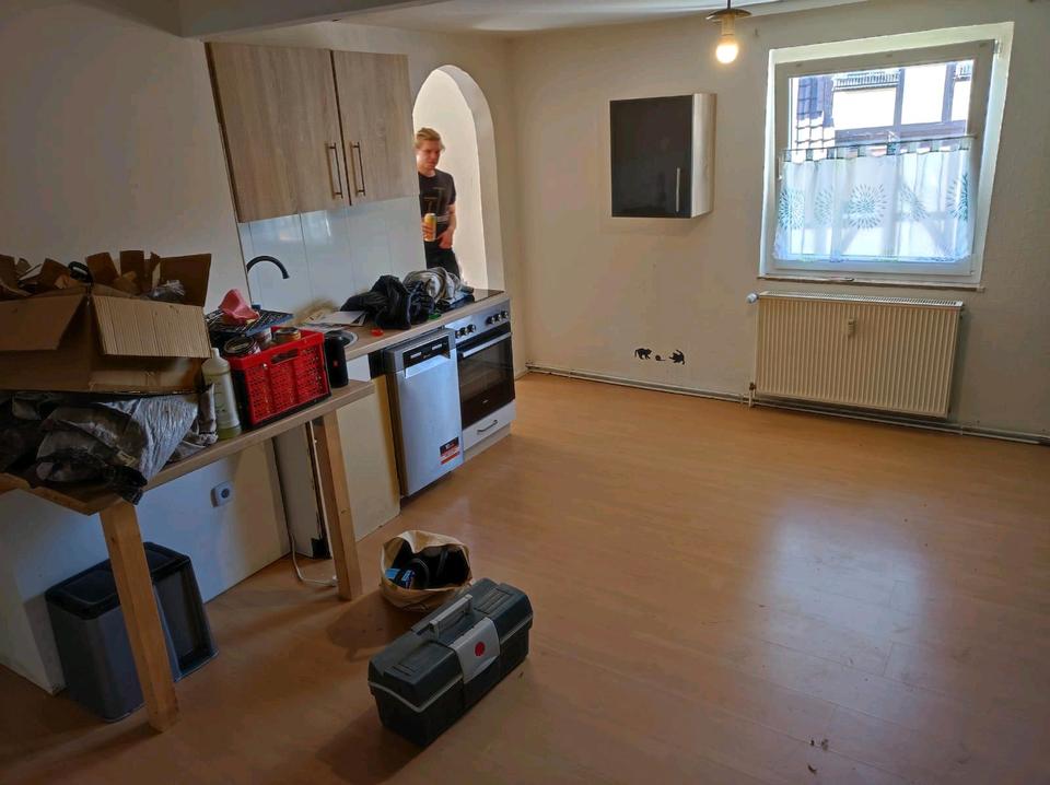 Thumbnail-geräumige 3 Zimmer Wohnung im Altbau