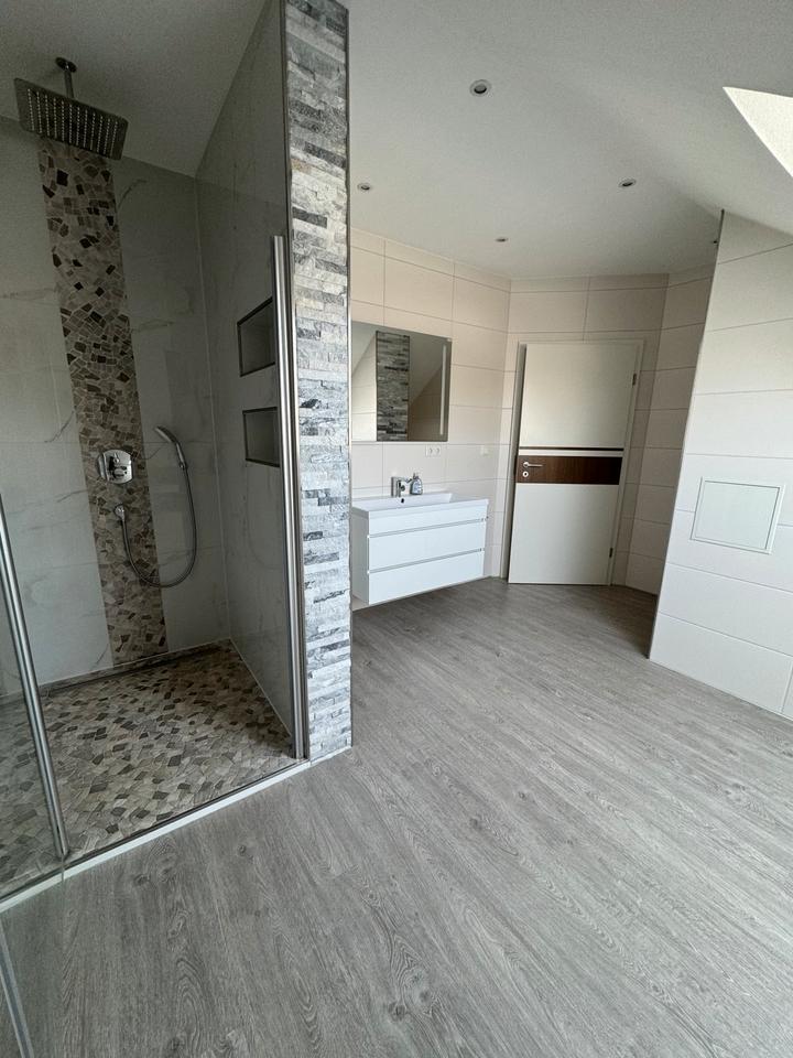 Thumbnail-2,5 Zimmer DG Wohnung in Schwebheim