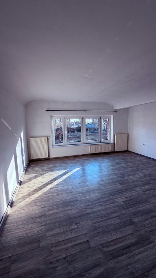 Thumbnail-2-Raum-Wohnung in 17509 Loissin, 1. OG, mit Parkpl., Spüler, Ofen