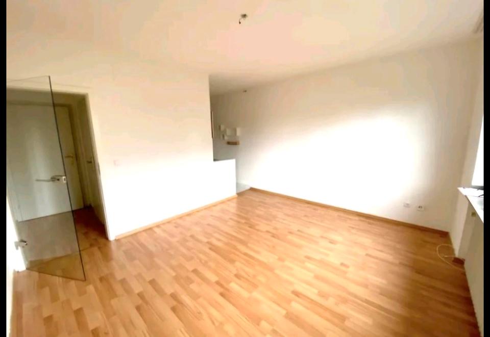 Thumbnail-kleine 2-Zimmer Wohnung