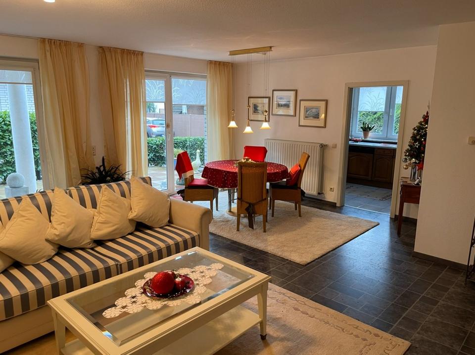 Thumbnail-Attraktive Erdgeschosswohnung im Herzen von Schloß Holte