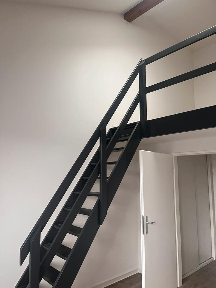 Thumbnail-Nachmieter für Renovierte 1,5 Zimmer-Maisonette-Wohnung