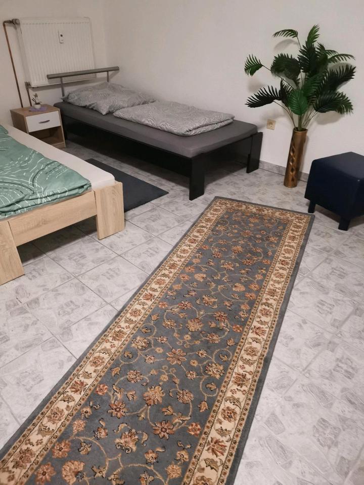 Thumbnail-Montour Zimmer