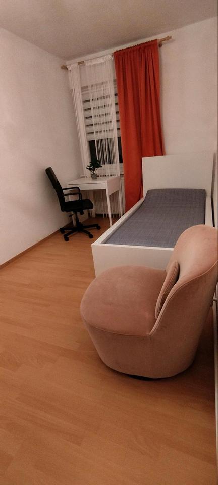 Thumbnail-WG-Zimmer in einer 3 er WG zu vermieten, vollmöbliert