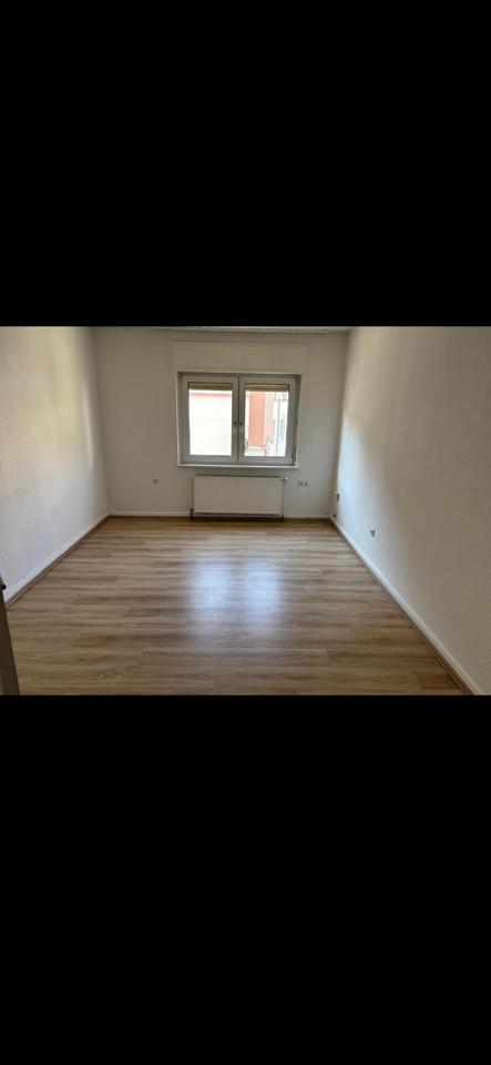 Thumbnail-Schöne Sonnige 2 Zimmer Wohnung