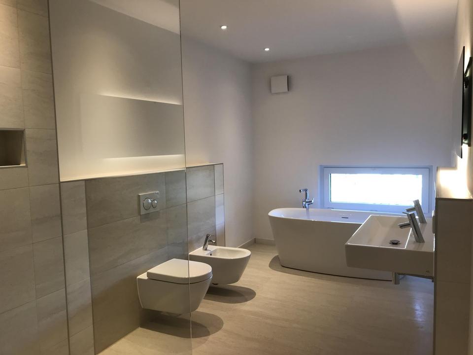 Thumbnail-Luxuriöse teilmöblierte 3-Zi-Whg in zentraler Lage Fürth Stadtgrenze