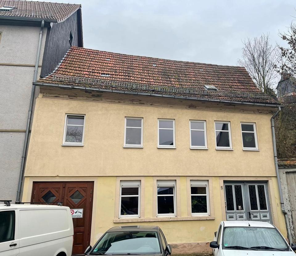 Thumbnail-Reihenendhaus mit Gewölbekeller