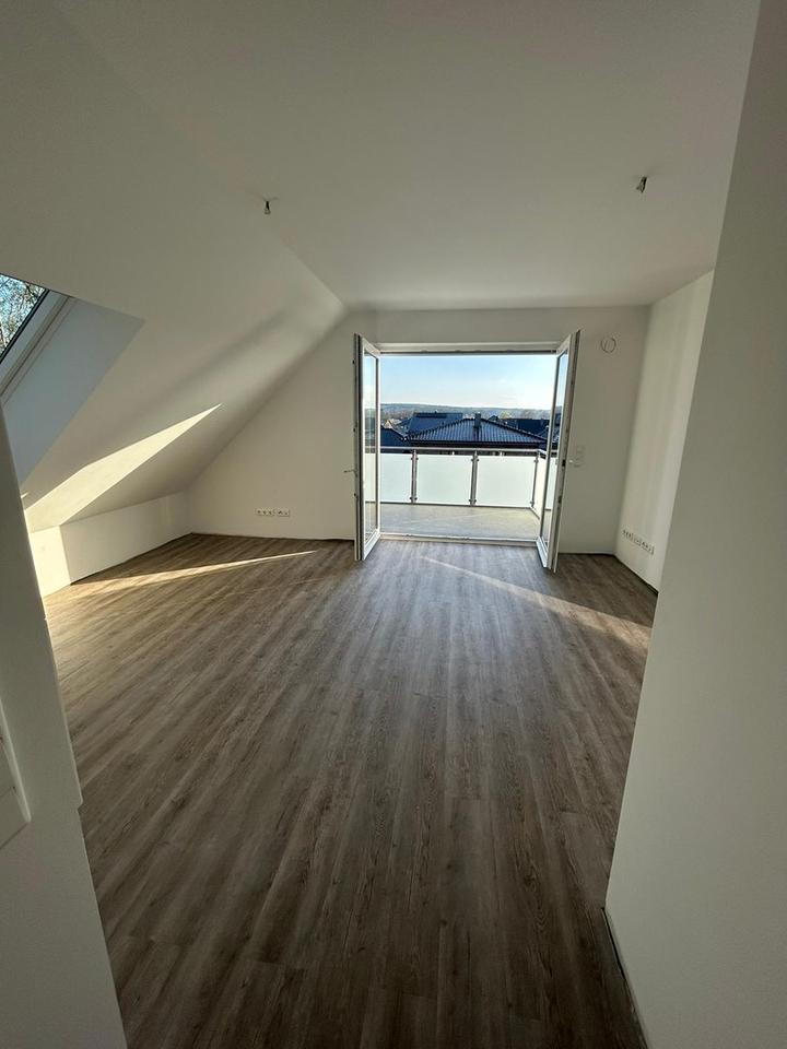 Thumbnail-Gemütliches Wohnen im Neubau mit großem Balkon!
