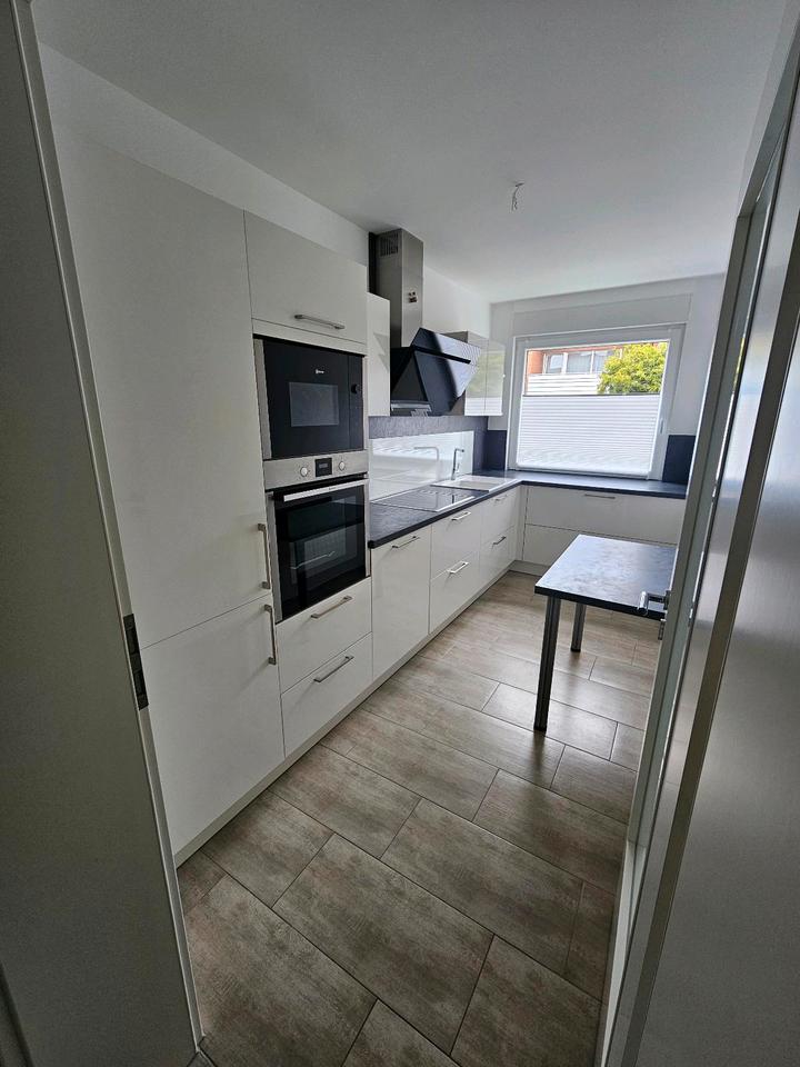 Thumbnail-3 Zimmer-Küche-Bad-Balkon-Wohnung