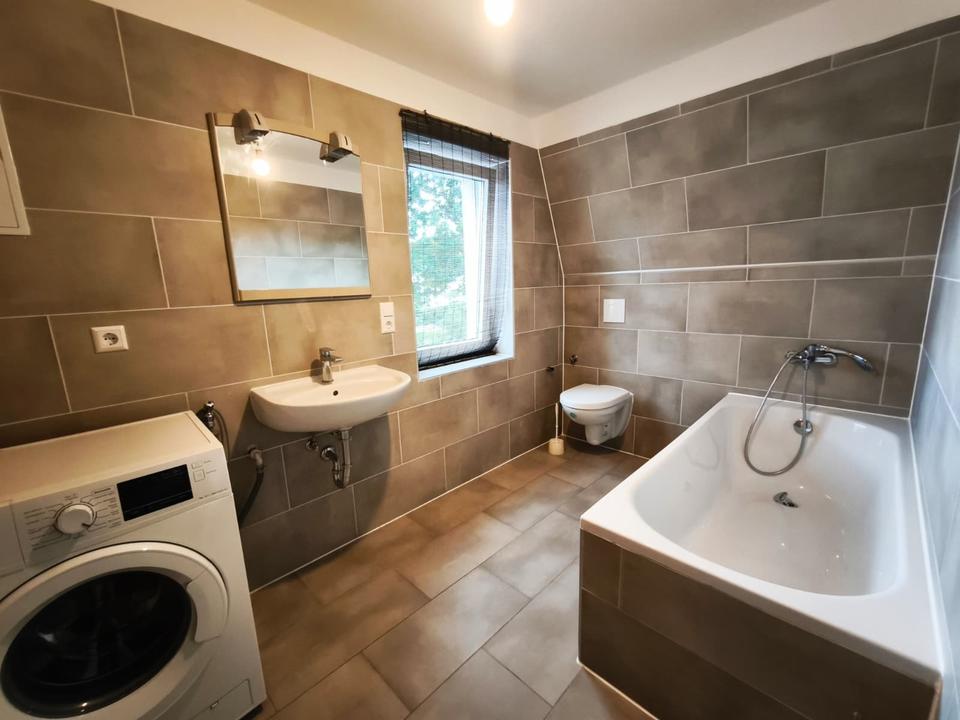 Thumbnail-Schöne 3-Zimmer-Wohnung in Mülsen Jobcenter Möglich ! KÜCHE !