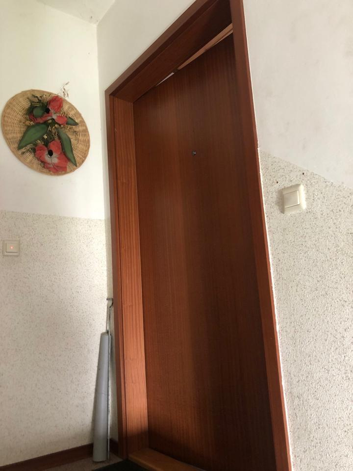 Thumbnail-kleine Dachgeschosswohnung