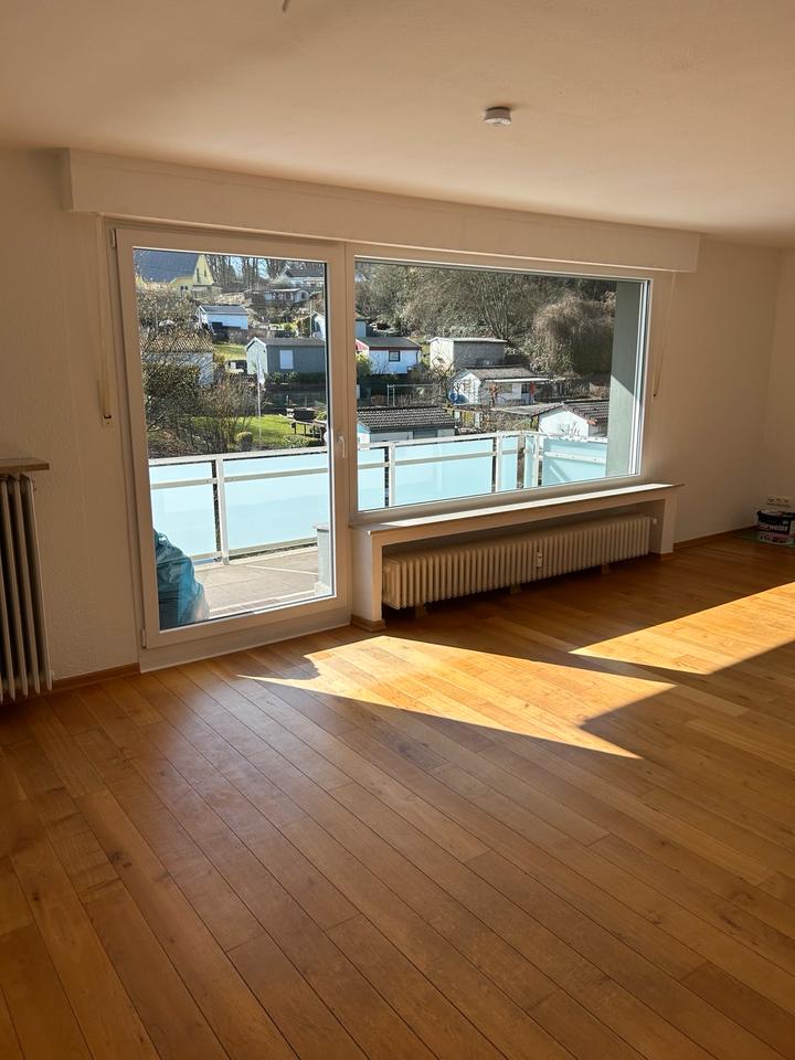 Thumbnail-Wohnung 82 m2 mit Südbalkon neuen Bad und 1 Parkplatz