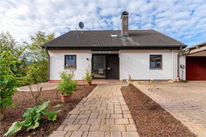 Thumbnail-Haus sofort bezugsfertig für ein - drei Familien - provisionsfrei