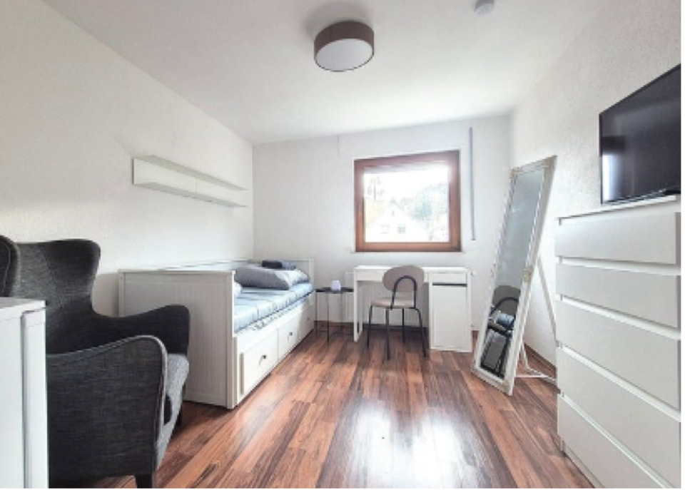 Thumbnail-WG Zimmer Monteur Zimmer möbliert in Heidenheim gute Lage