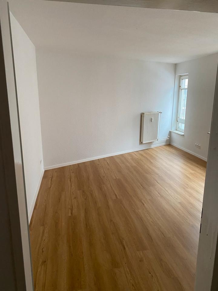 Thumbnail-Kleine renovierte Einzimmerwohnung