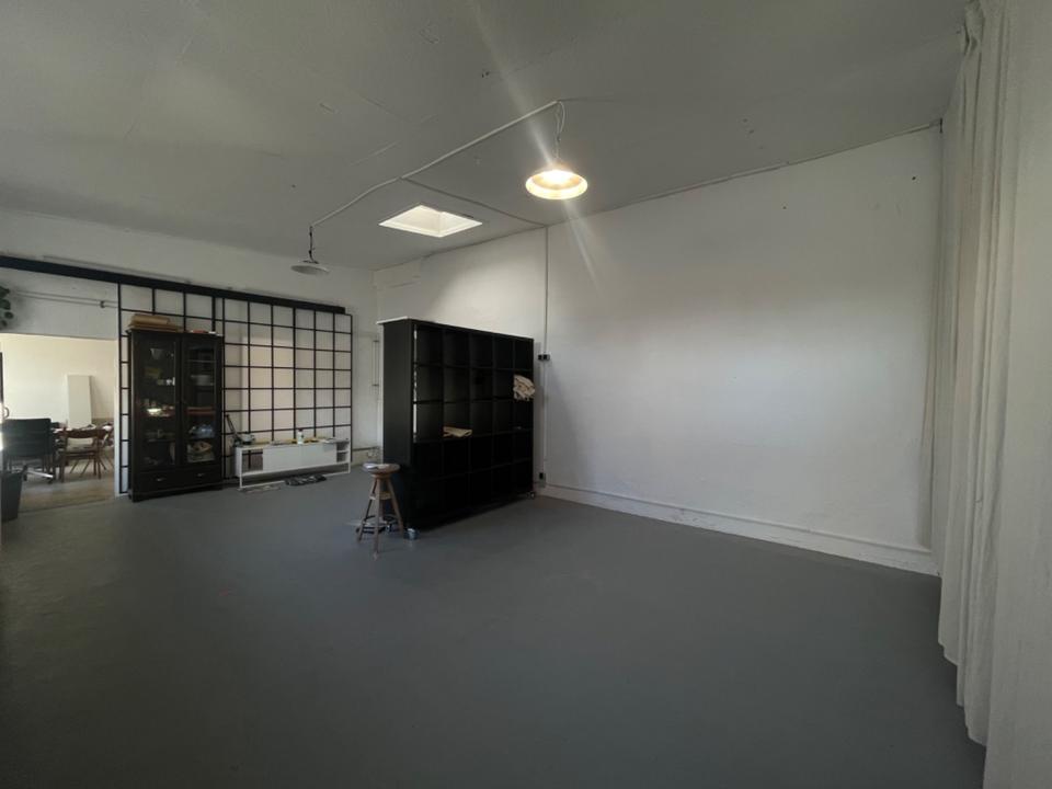 Thumbnail-Freie Atelier Arbeitsplatz Lagerraum Studio