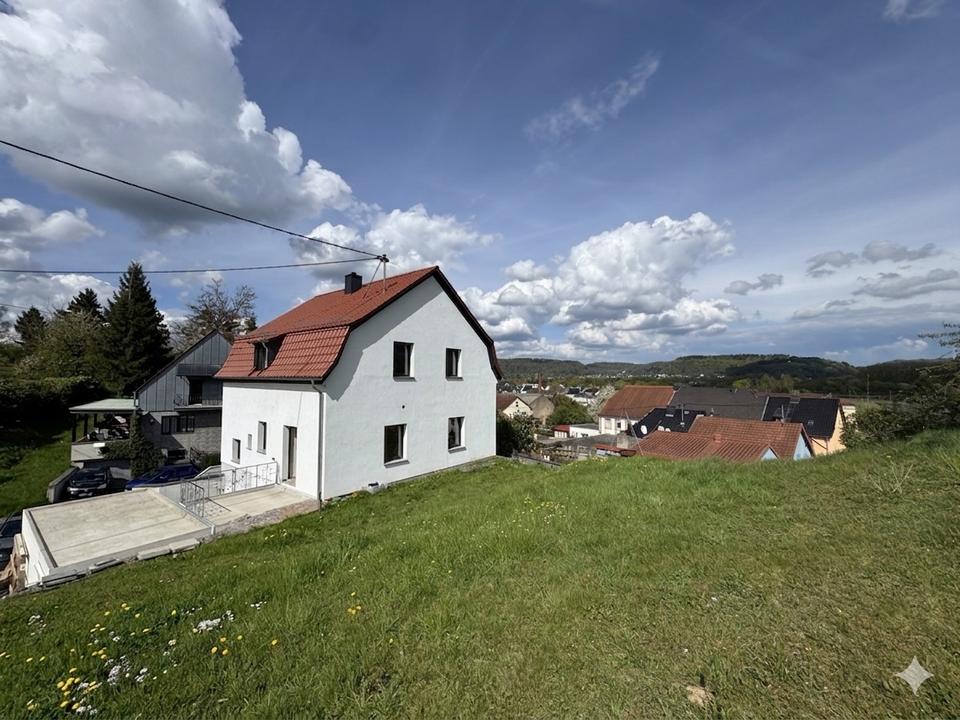 Thumbnail-Kernsanierter Altbau mit Fernblick in ruhiger Lage von Merzig-OT