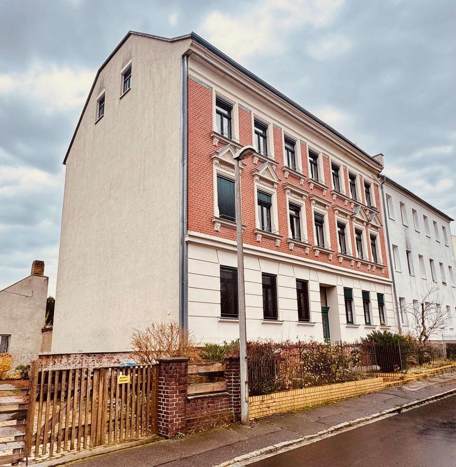 Thumbnail-Einziehen & Genießen ++ Frisch renovierte 2-Zi. Whg mit Fußbodenheizung, Balkon & Einbauküche ++