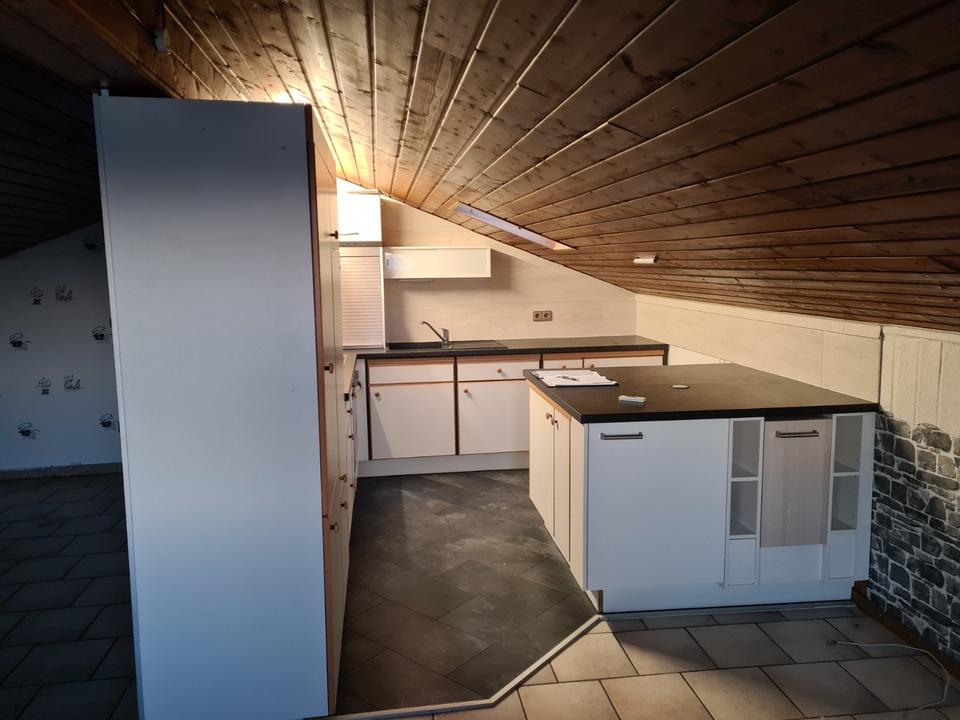 Thumbnail-2 Zi. DG-Wohnung in ruhiger Wohnlage in Wettenberg zu vermieten