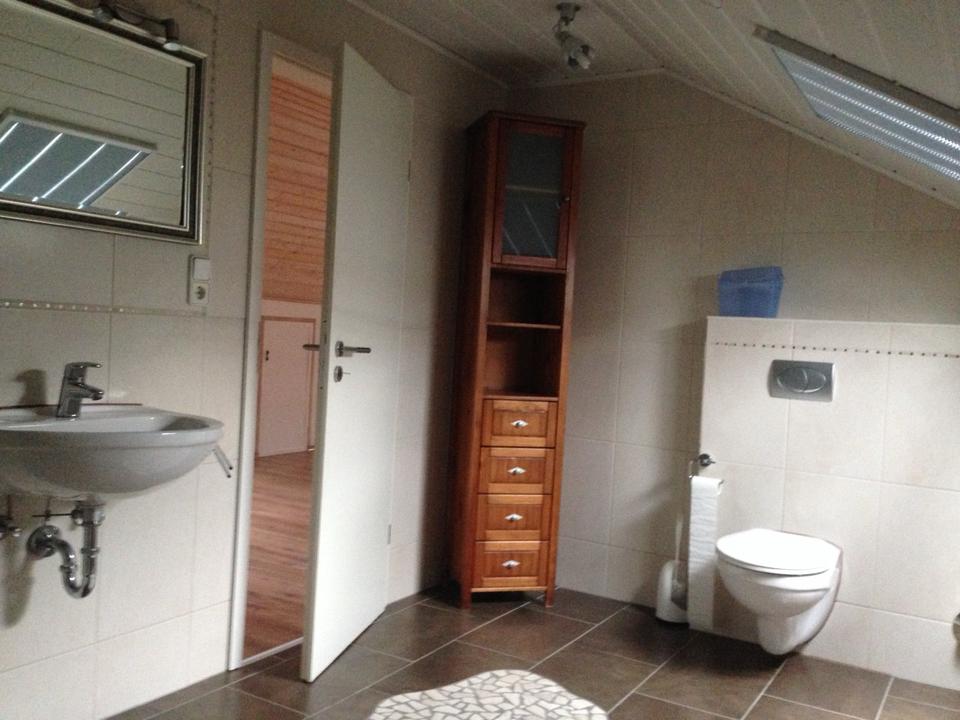 Thumbnail-Helle 2 Zimmer Dachgeschoss Wohnung in Theisenort