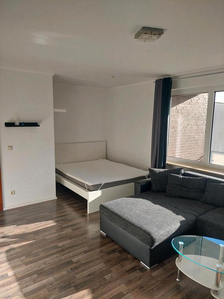 Thumbnail-1 Zimmer Appartement vollmöbliert mit Balkon