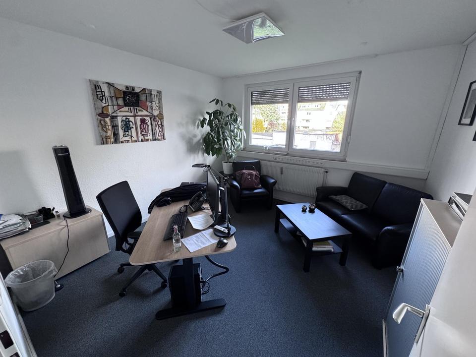 Thumbnail-Moderne, helle Büroräume in Fußgängerzone – repräsentativ, zentral