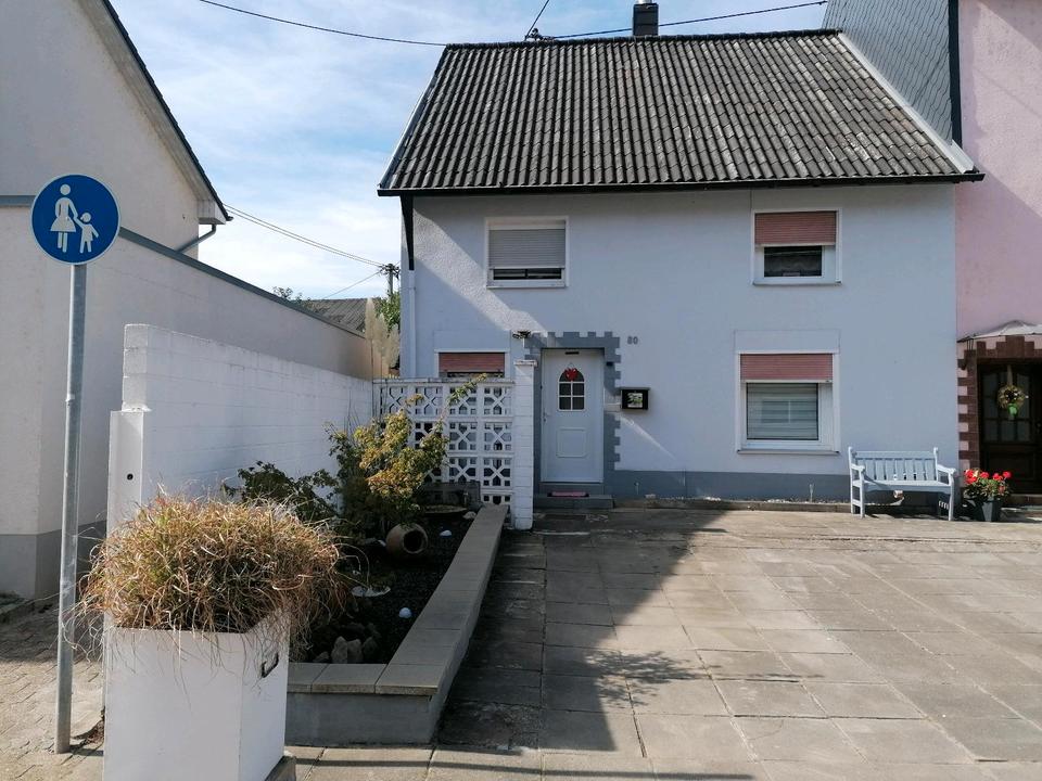 Thumbnail-Schönes kleines Haus mit Charme in Lisdorf