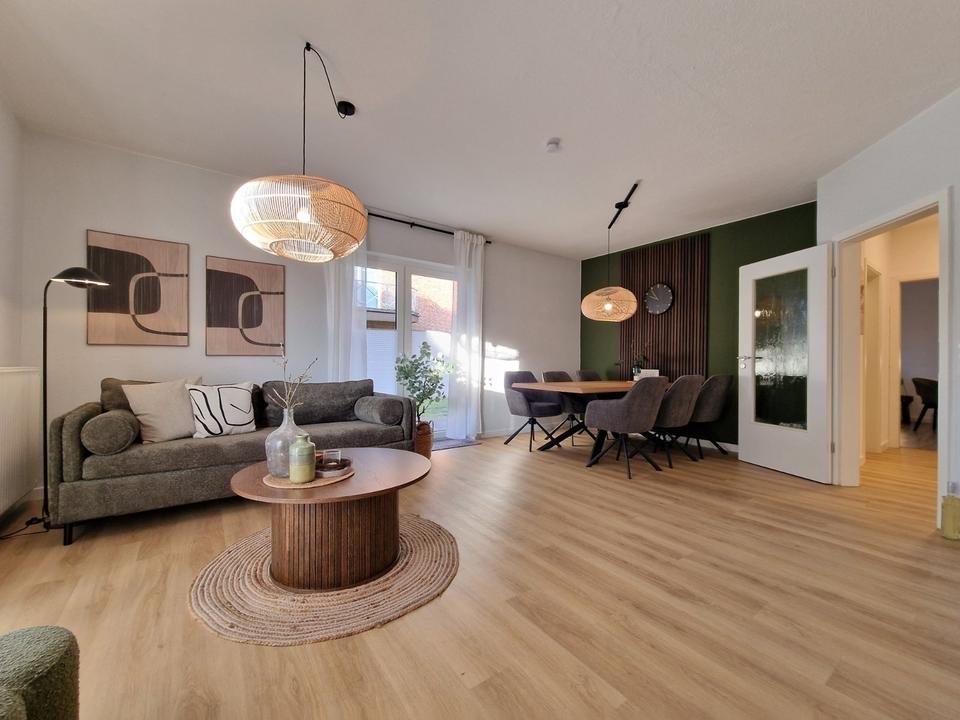 Thumbnail-Komplett möblierte Erdgeschoss Wohnung 3ZKBB mit Garten 85m²