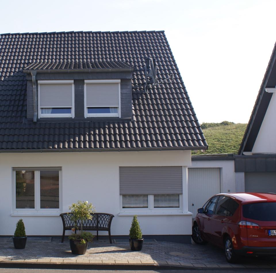 Thumbnail-Architekten-DHH mit Wintergarten in Waldrandlage