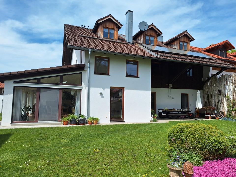 Thumbnail-Großes Mehrgenerationenhaus mit vielfältiger Nutzungsmöglichkeit