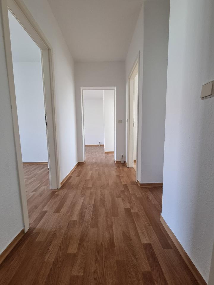 Thumbnail-Gemütliche 3-Zimmer-Wohnung mit großem Balkon