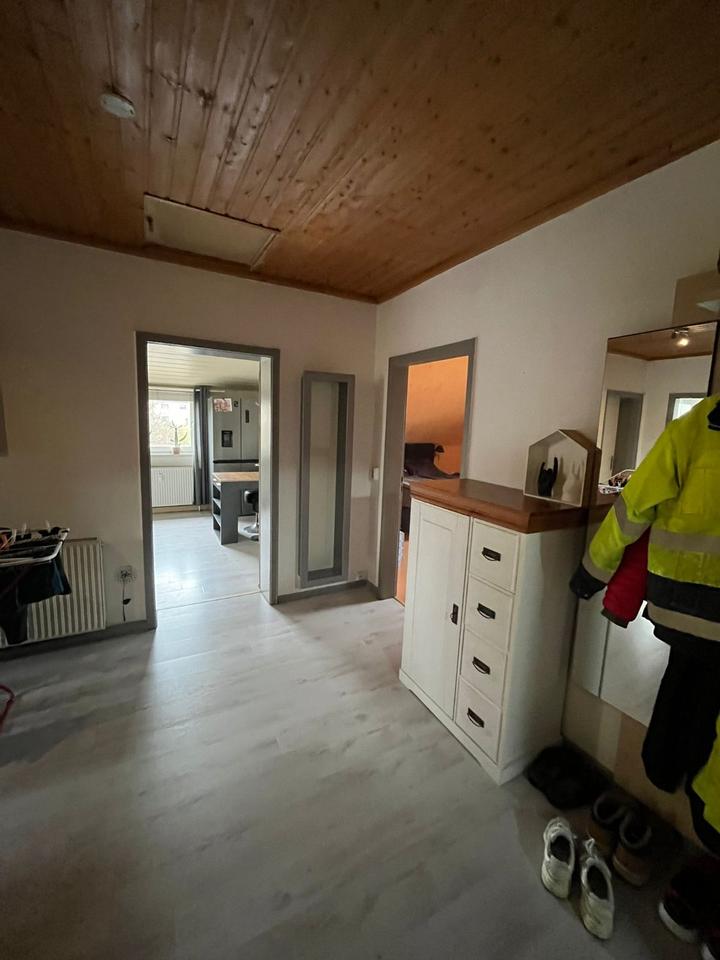 Thumbnail-Schöne DG-Wohnung zu vermieten