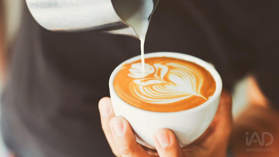 Thumbnail-einzigartige Gewerbefläche, um ein Café oder Restaurant in einem Park zu eröffnen