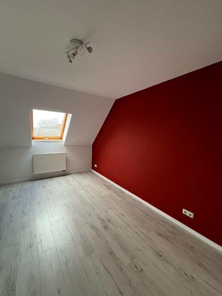 Thumbnail-Herrliche Dachgeschosswohnung mit Einbauküche