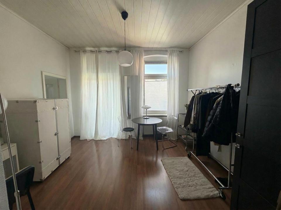 Thumbnail-2-Zimmer Wohnung mit Balkon in Detmold Innenstadt