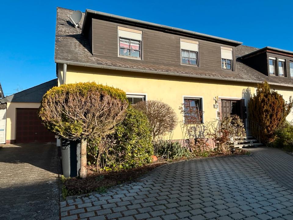 Thumbnail-EG-Wohnung mit Garten & Terrasse in Dohr, 91qm , ab 01.05