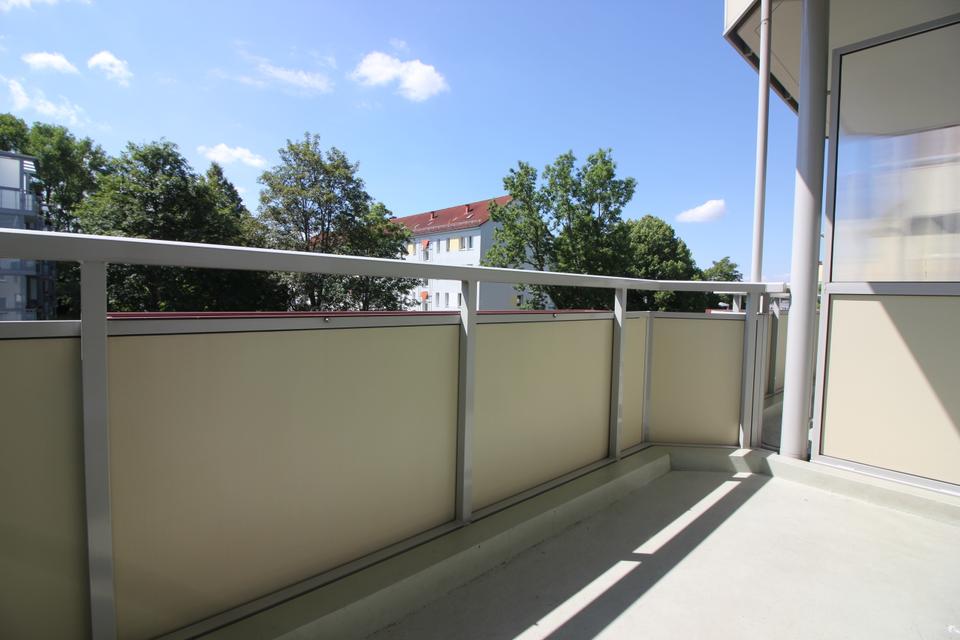 Thumbnail-Gemütliche 2-Raumwohnung mit Wanne und Balkon