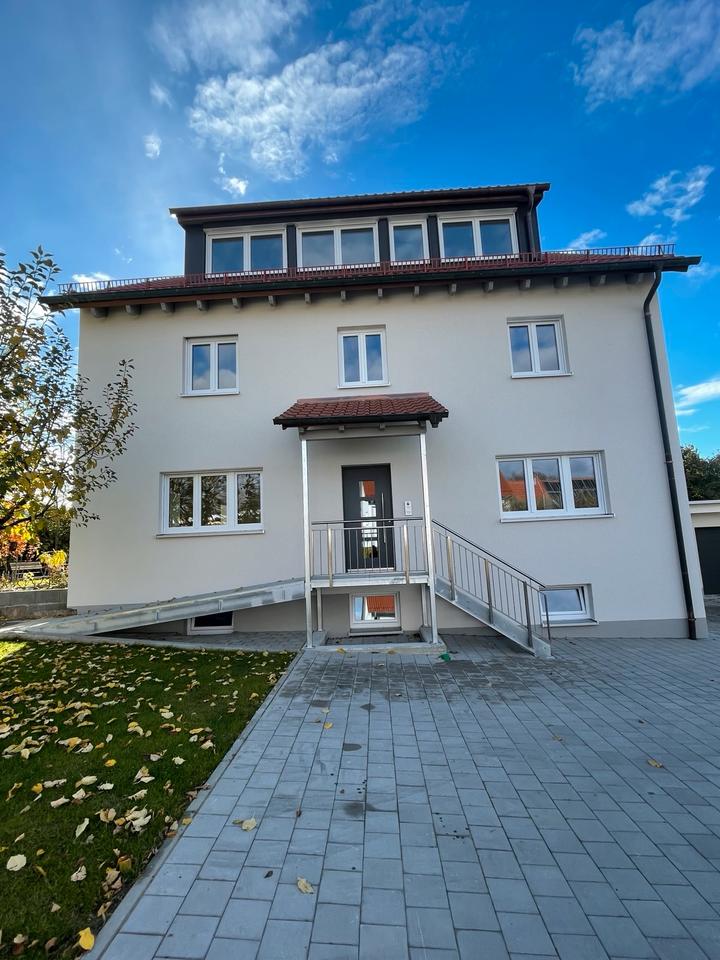 Thumbnail-5-Zimmer-Wohnung mit Balkon