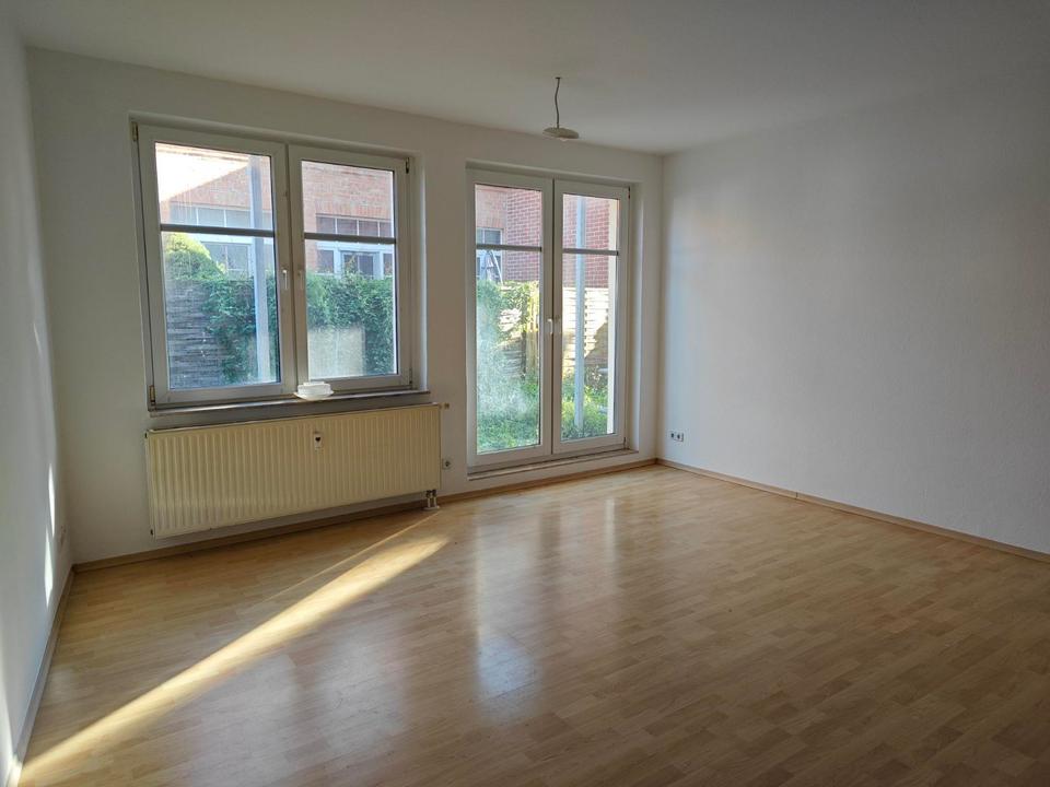 Thumbnail-GROßE 3-Raumwohnung im EG mit Terrasse in Bad Frankenhausen