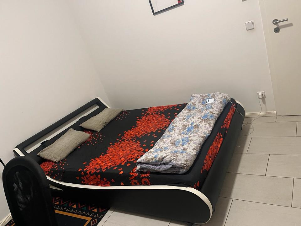 Thumbnail-€400 Subletting 1 Room in 2 bedroom apartment, ab sofort