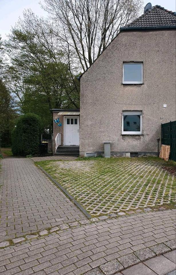 Thumbnail-Zechenhaushälfte in Ge Hassel zu verkaufen