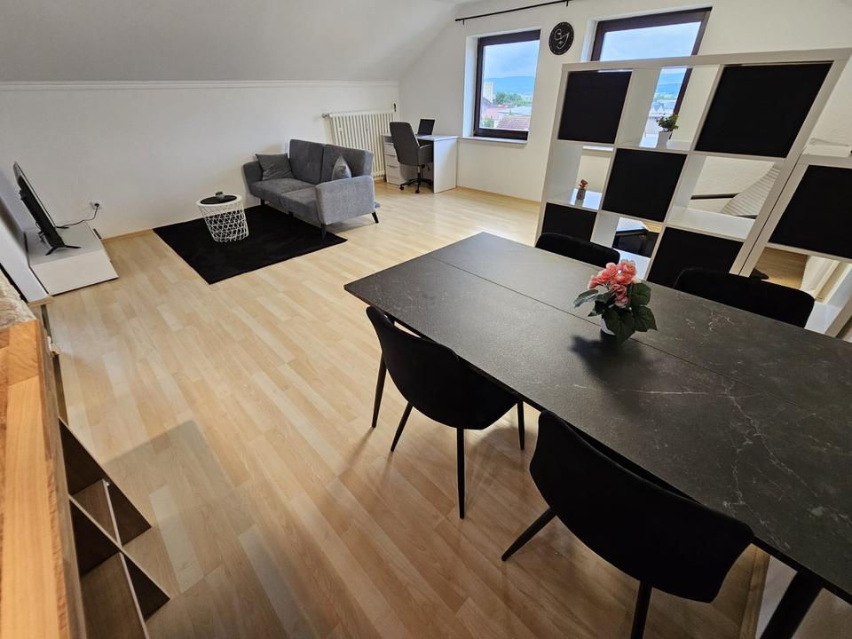 Thumbnail-Schöne möblierte 2,5 Zimmer Wohnung zentrale Lage in Haßfurt