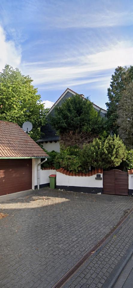 Thumbnail-Doppelhaushälfte - 3 Etagen + Doppelgarage auf 760m2 in Remscheid
