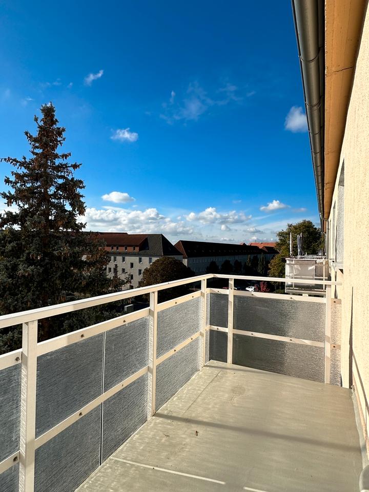 Thumbnail-Neu!!! Frisch sanierte 3-Raumwohnung mit Balkon