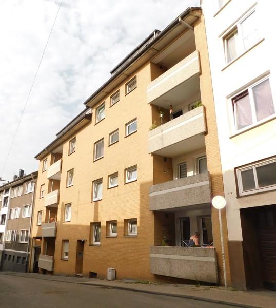 Thumbnail-Frisch renovierte 2-Zi.-Whg. mit neuem Bad und neuem Boden