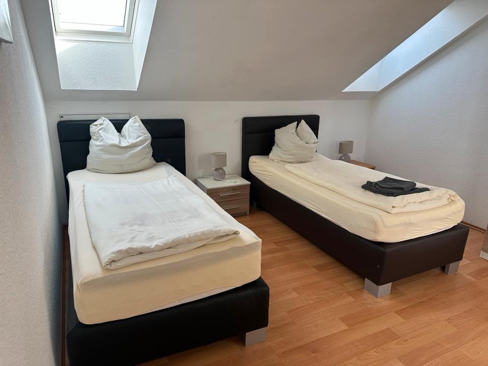 Thumbnail-Monteuerzimmer für 5 Personen an der Autobahn A30A2