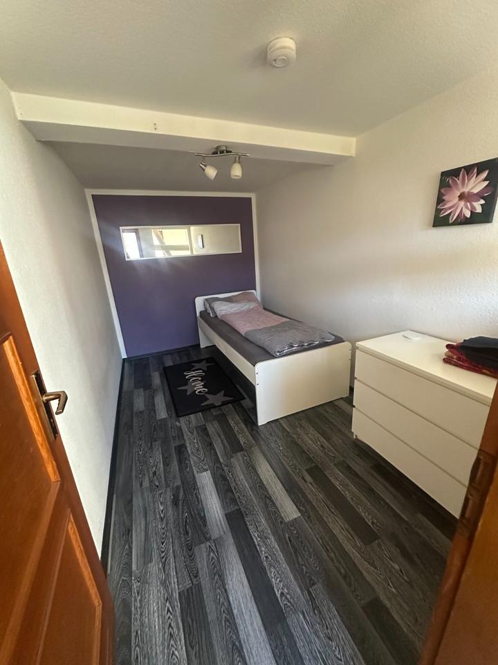 Thumbnail-möbliertes 2 Zimmer Appartement