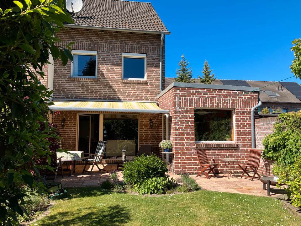 Thumbnail-Einfamilienhaus mit schönem Garten und Garage (Privatverkauf)